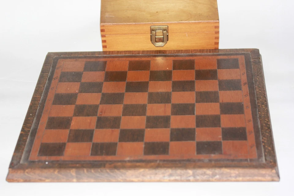 Jeu d'échec ancien en bois , fabrication artisanale AVEC COFFRET FRANCE - Photo 2/4