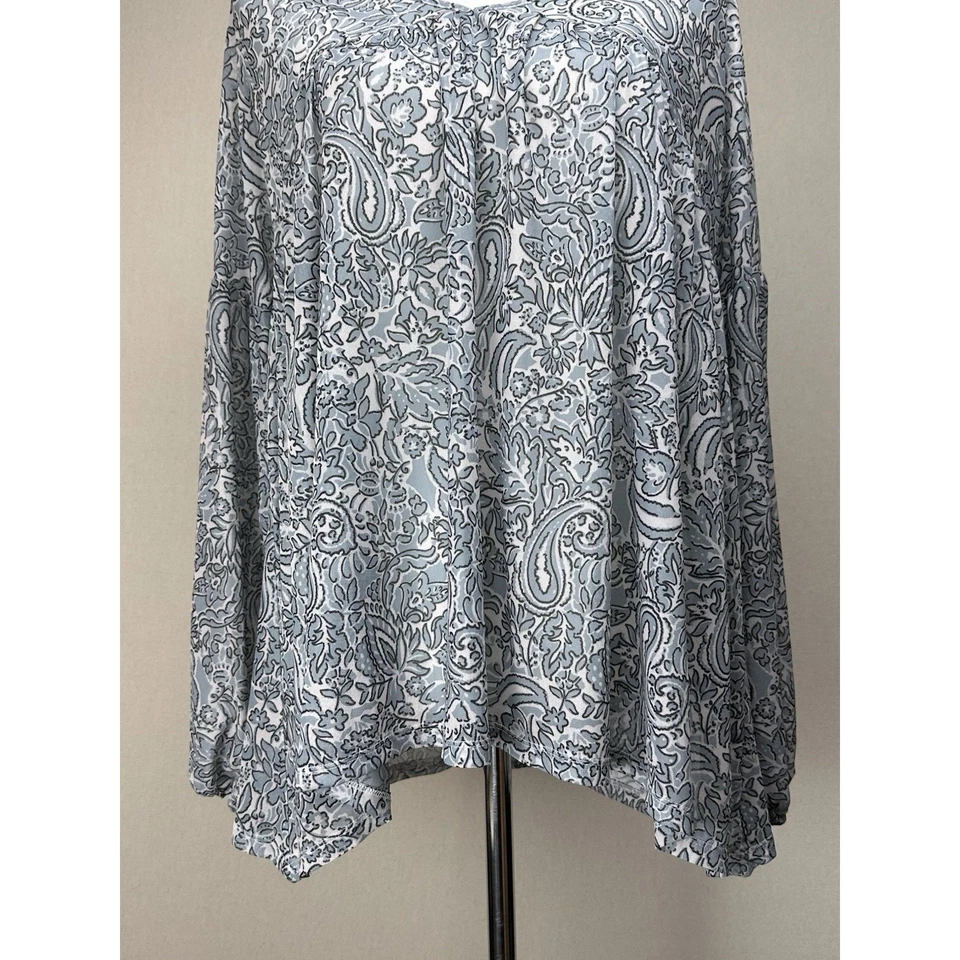 Day Trip BKE BLUE WHITE FLORAL BABYDOLL TUNIC PEASANT TOP BLOUSE Long Sleeve NWT - Image 3 of 4