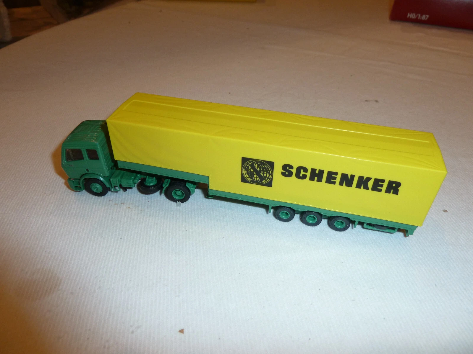Bild 1 von 3