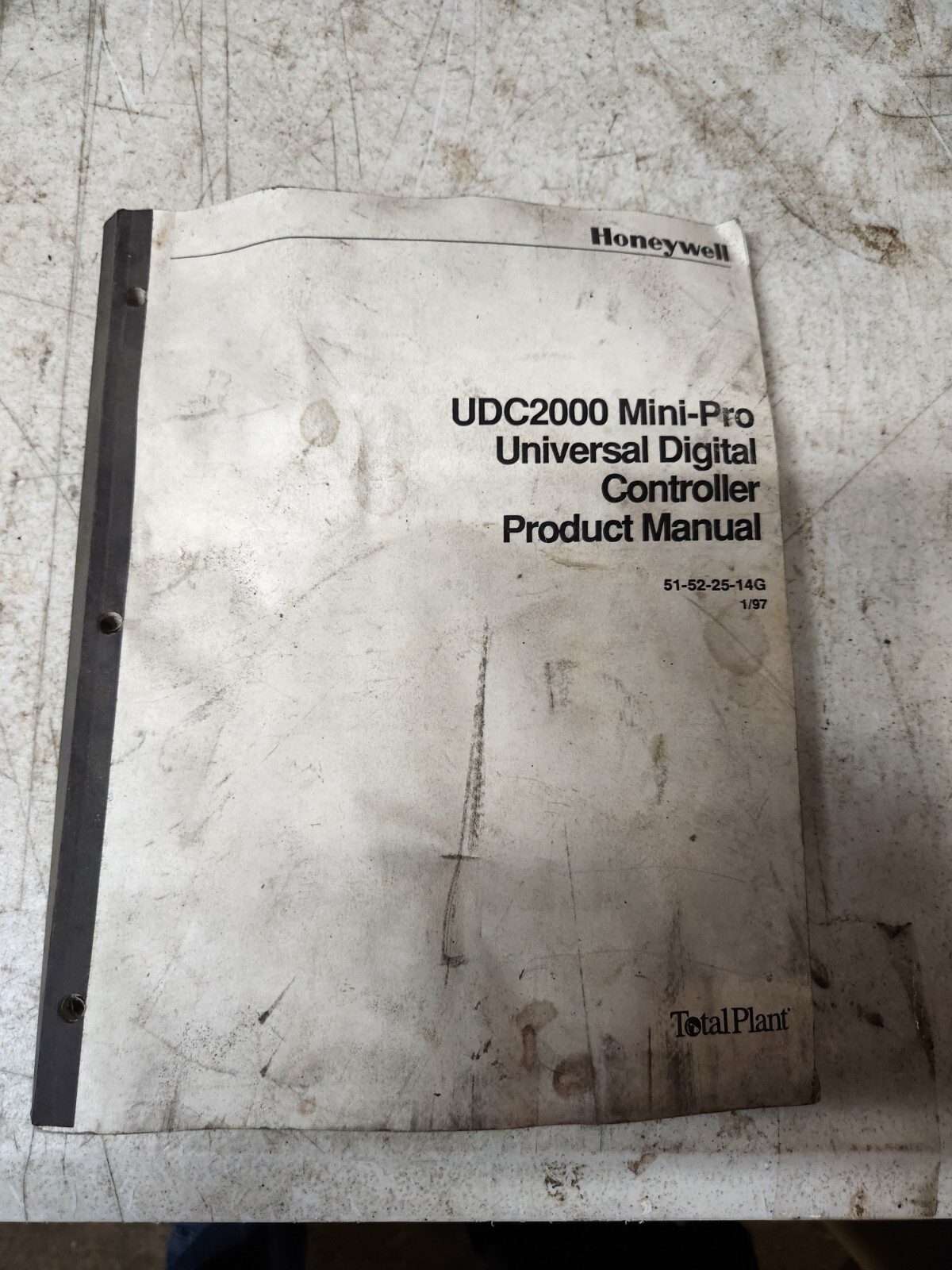 Honeywell UDC2000 Mini Pro Operators Manual 51-52-25-14G 1/97