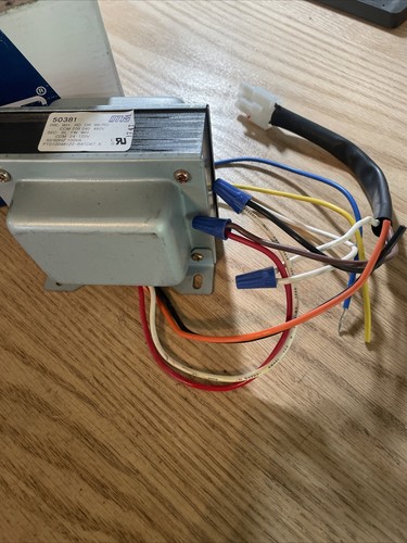 Transformateur MARS 50381 100VA - Entrée 208/240/480V, Sortie 120V - Montage Ouvert