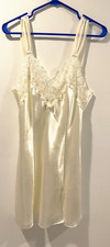 Vtg California Dynasty Lingerie Women's Medium Satin Ivory Negligee Lace