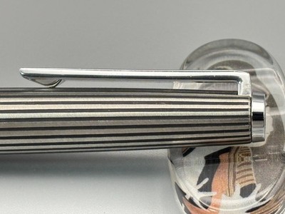 Vintage Pilot Custom K-500SS Fountain Pen 18K F Nib Stripe Body