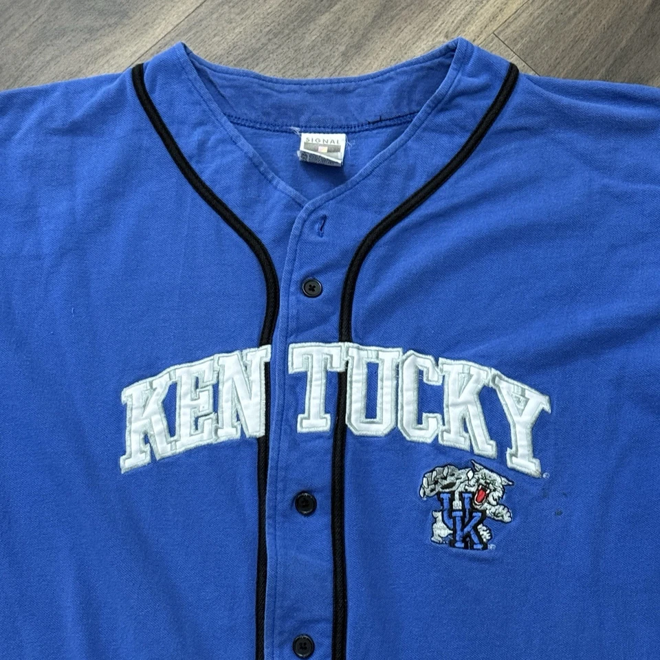 Camiseta deportiva de béisbol vintage de los 90 Kentucky Wildcats a rayas talla XL Foto 2 de 4