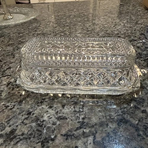 VINTAGE ANCHOR HOCKING "Wexford" Butter Dish Diamond Cut Glass Lid 8"L