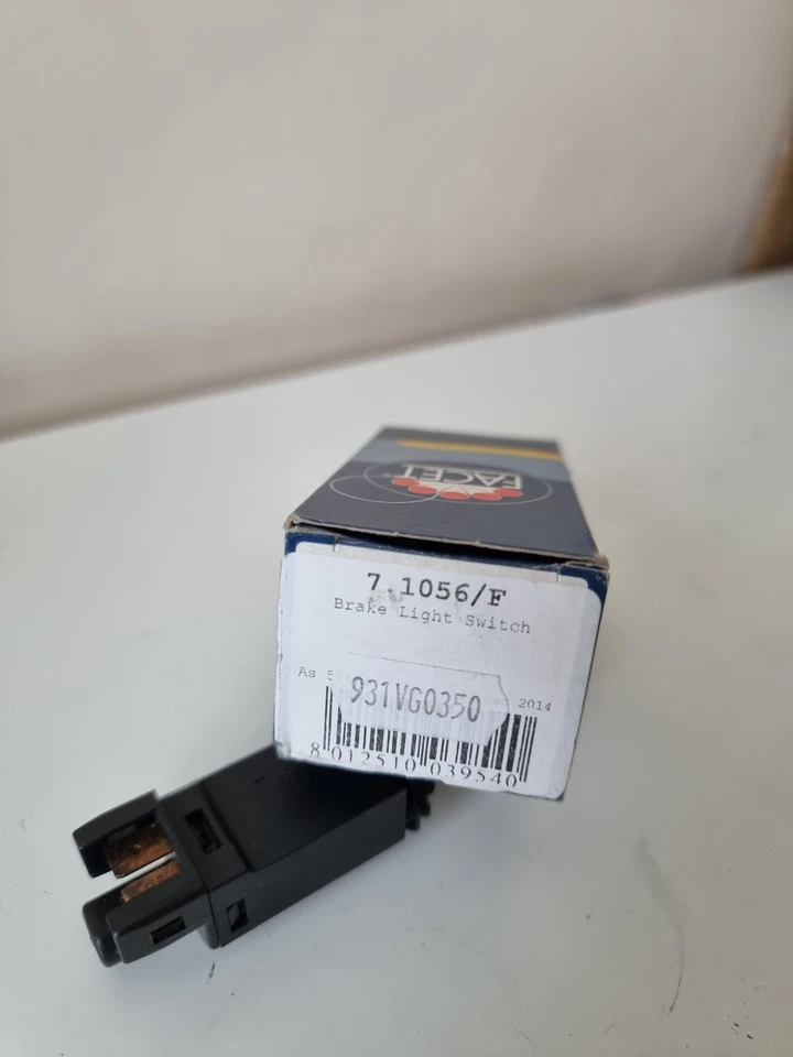 FACET Brake Light Switch For SEAT VW GOLF PASSAT POLO JETTA 322945515 - Image 4 of 4