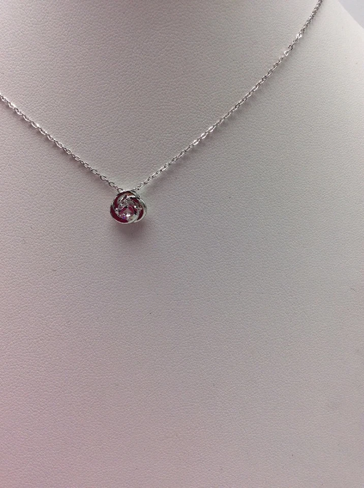 Colar de cristal transparente tom prata Eliot Danori US$ 35 #67 - Imagem 3 de 4