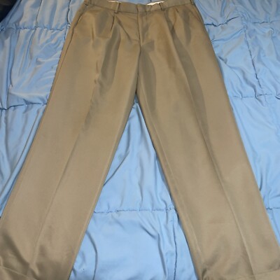 Dockers Dress Pants Men's 36x32* Beige Straight Fit Pleated 100% Polyester