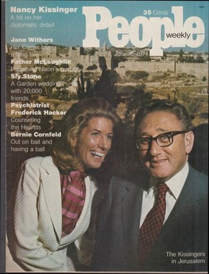 PEOPLE 6/10 1974 Nancy Kissinger Sly Stone Cornfeld Jane Withers Fr McLaughlin