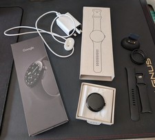 Google Pixel Watch 4, 41mm Wi-Fi - Matte Black - Obsidian active Band
