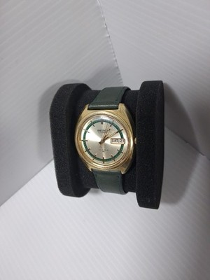 Vintage AUTOMATIC Seiko  Gold- Model 7006 -7109 Circa 1970 s