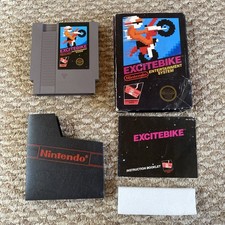 Excitebike NES Nintendo Complete with Manual CIB Authentic Tested 5 Screw