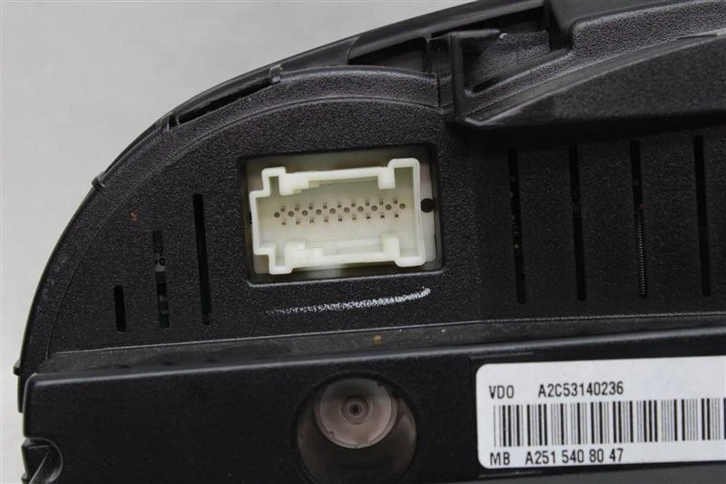 SPEEDOMETER CLUSTER Mercedes-Benz R320 R350 R500 R63 2007 07 1043430 - Image 3 of 4