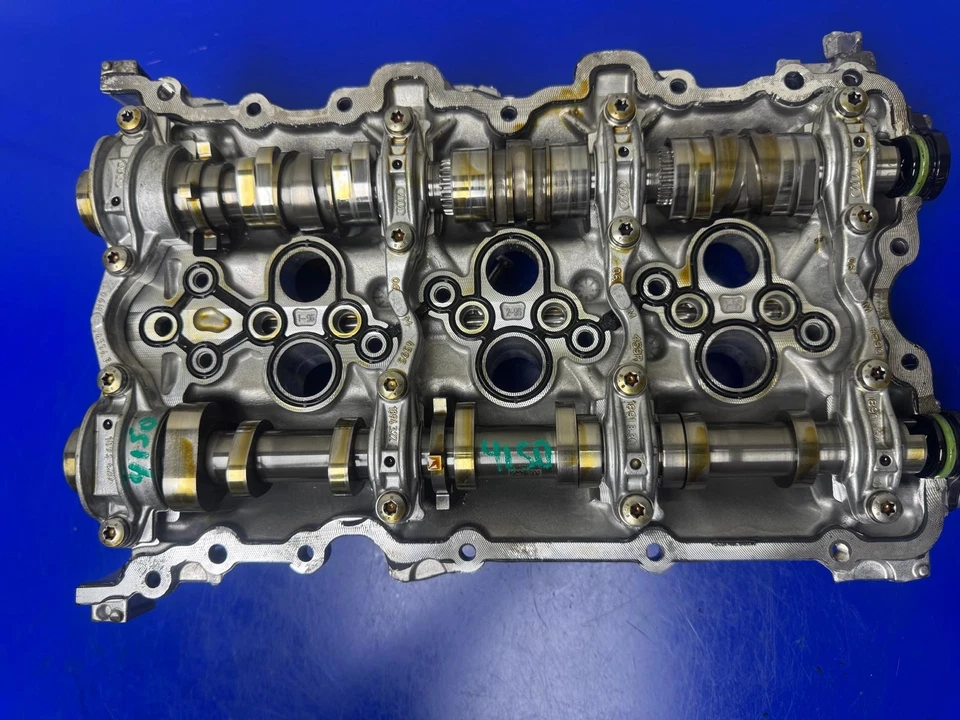 OEM 2018 - 2023 AUDI S4 S5 3.0L RIGHT CAMSHAFT HOUSING VALVE COVER 06M103470H - Image 2 of 4