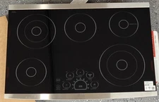 LG Studio LSCE305ST 30" Radiant Ceramic Glass Cooktop With Smoothtouch Controls