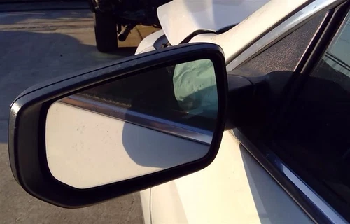 Driver Side View Mirror Without Turn Signal  16-20 MALIBU 2254602