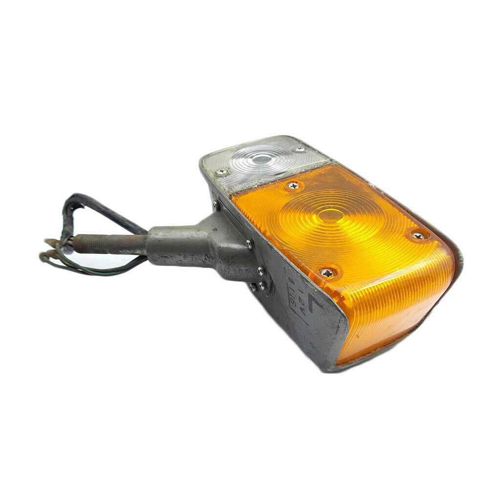 For Mitsubishi Jeep J53 1991 Turn Signal Front Indicator Lamp LH