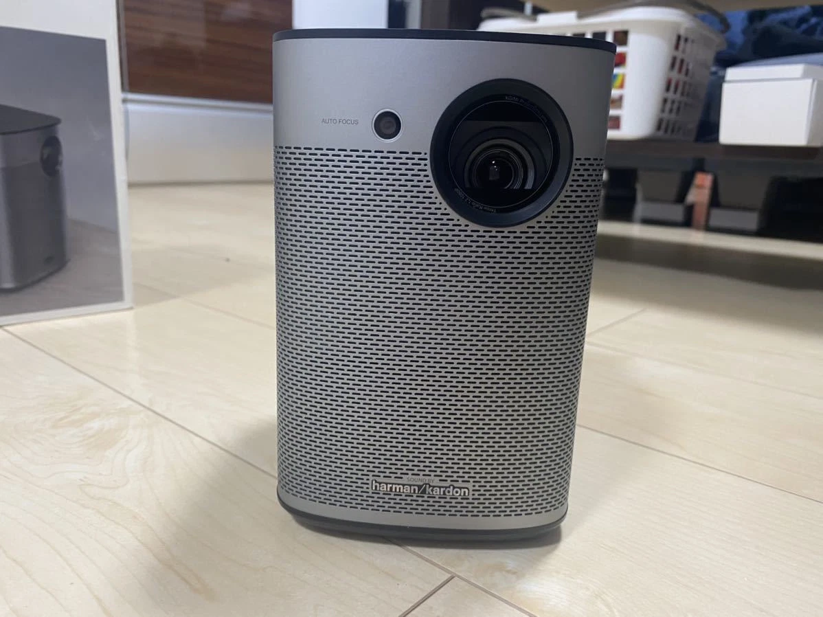 XGIMI Halo Mobile Projector x DLP ANSI Lumens w