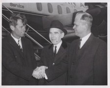 Original 8x10 Photograph Robert F Kennedy Chicago FBI Agent Marlin Johnson
