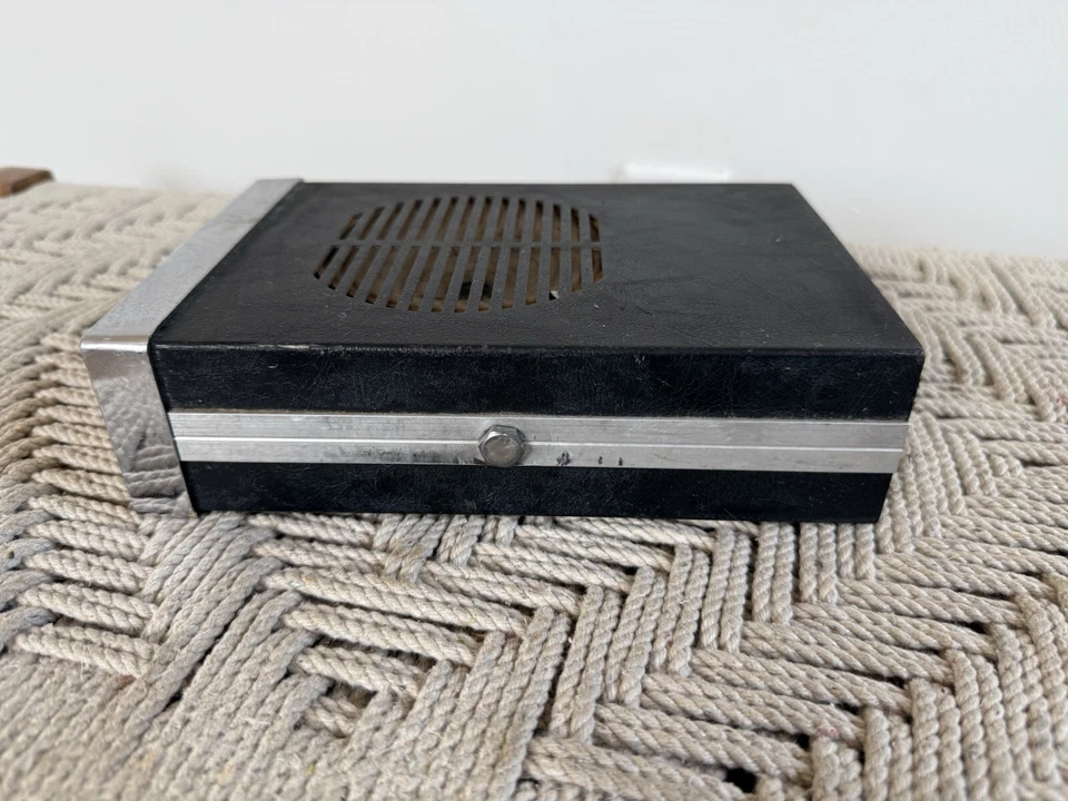 🍊Vintage 1970s Regency HR-2A Transceiver | No Mic & Cord UNTESTED! - Image 2 of 4