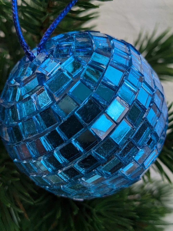13x blaue Spiegelkugel kleine Discokugel Party Dekokugel 5cm - Bild 3 von 3
