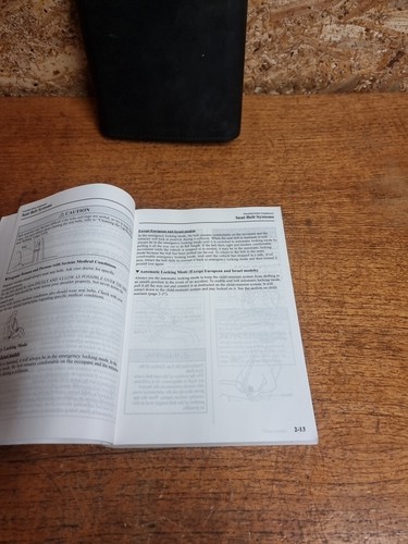 Genuine Mazda 3 Owners Manual Handbook Book Pack & Wallet 2003 To 2009 - Picture 4 of 9