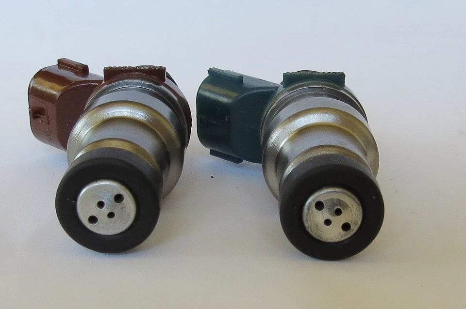 Genuine Denso Set Of 4 Fuel Injectors for 91-94 Toyota Tercel 1.5L 23250-11010  - Image 2 of 2