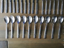 Lot de couverts 16 pieces - 4 personnes - Color line - Rainbow