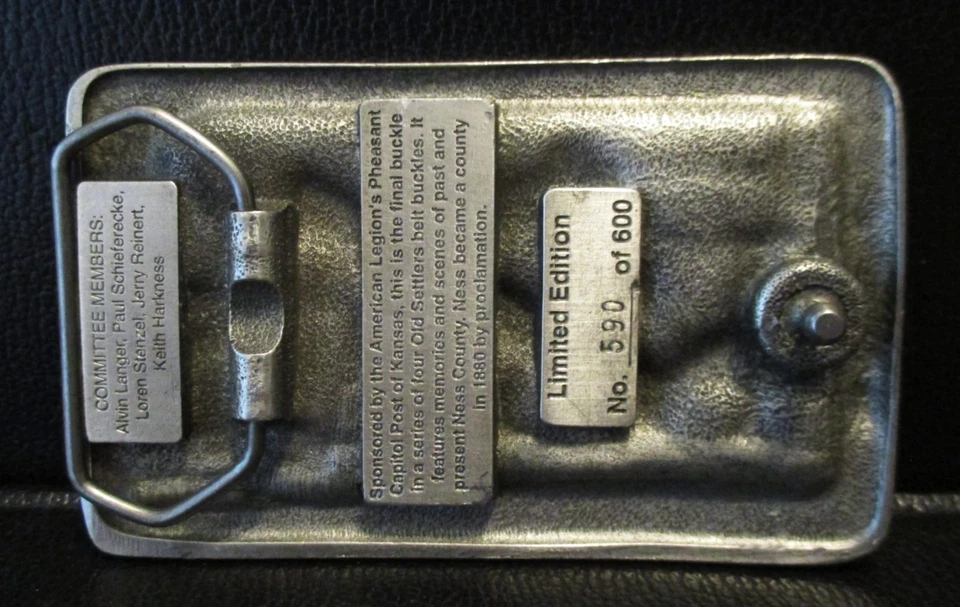 Condado de Ness Kansas Old Settlers Reunion Pasado y Presente 2000 Hebilla de Cinturón Faisán Foto 3 de 3