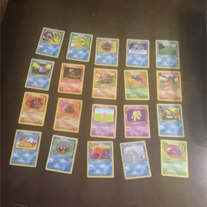 Nintendo Pokémon TCG  fossil  Set 1999 Vintage 20 cards