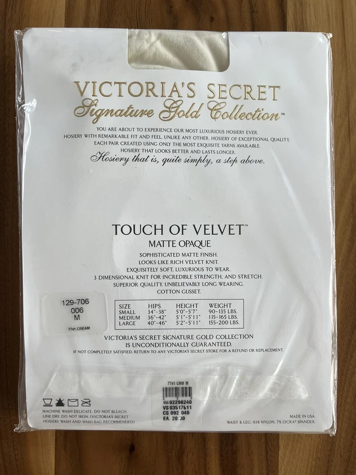 Victorias Secret Touch Of Velvet Crema Talla M Foto 2 de 2