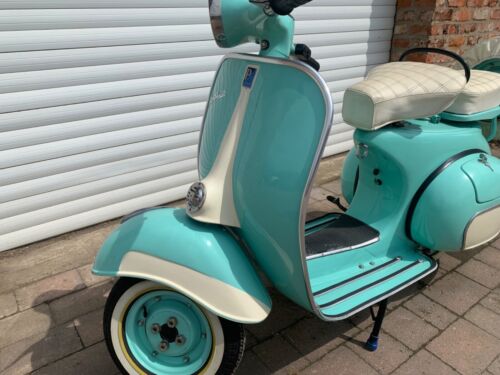 Vespa 150 VBB 1962 / 1964 - Piaggio Classic Scooters - Picture 2 of 20