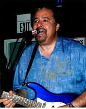 Coco Montoya signed 8x10 color photo
