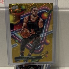 2023-24 Topps Cosmic Chrome Zach LaVine #20 Chicago Bulls Gold Interstellar /50