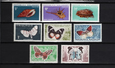 MALAWI LOT BRIEFMARKEN POSTFRISCH** (142)