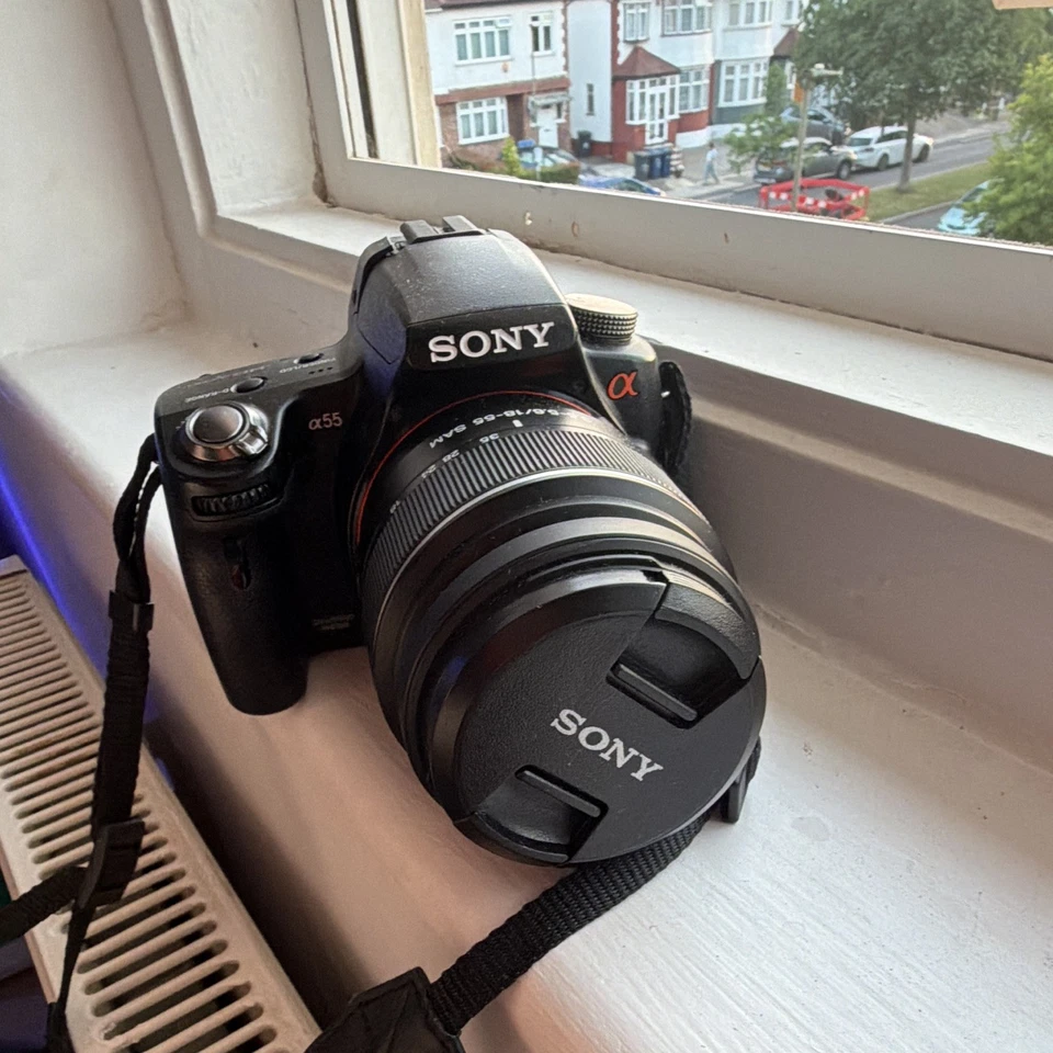 Sony Alpha 55, photo 1 of 5