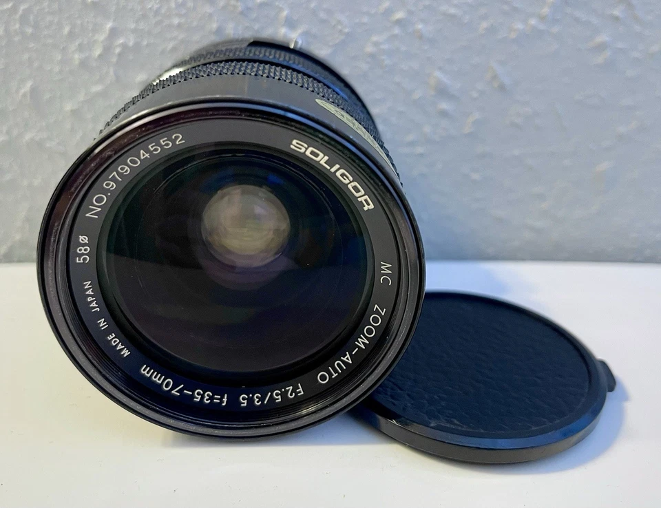 Soligor 35-70mm f2.5-3.5 Lens for Olympus OM Mount Film Camera - Image 2 of 3