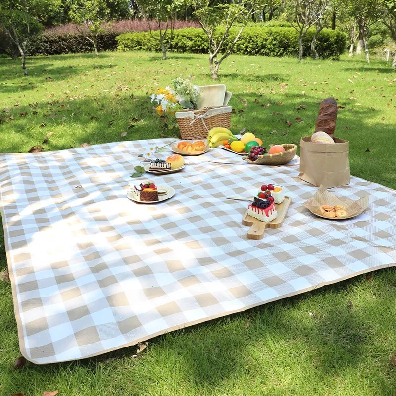 Comet OUTDOOR WATERPROOF PICNIC MAT 145x200cm
