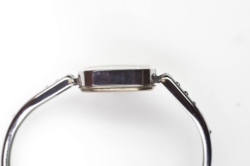 Vintage Luch 1801.1 wristwatch made in Belarus - Picture 4 of 9