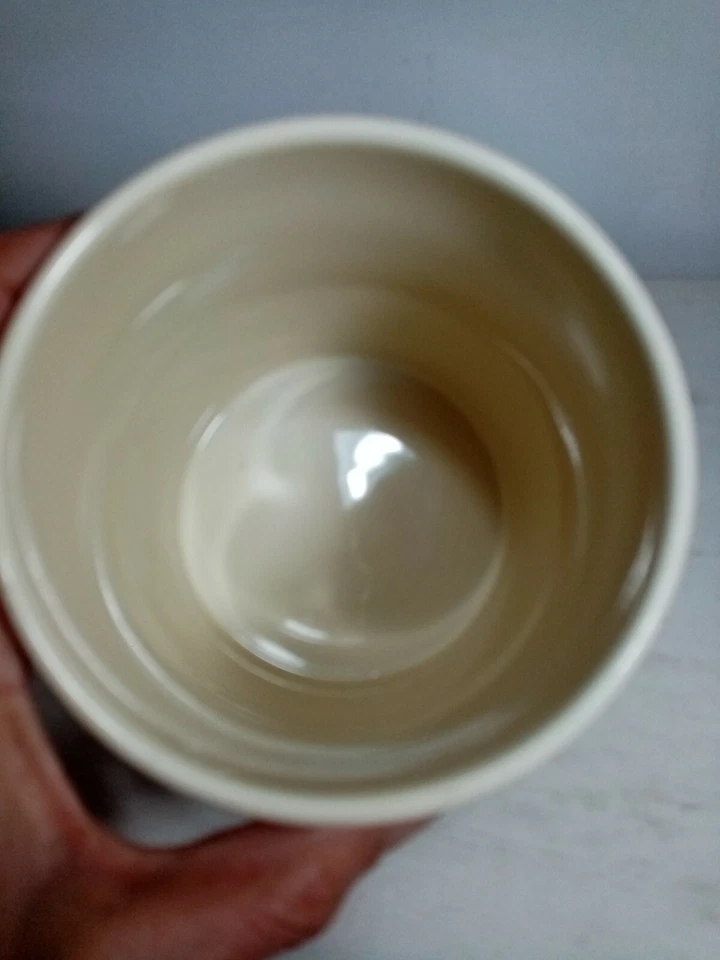 Ratones de rábanos manzanas y clavos vintage frasco de rayware.  Foto 3 de 4