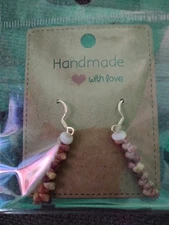 Simple Kahelelani Shells Earrings In Herringbone Design 1"