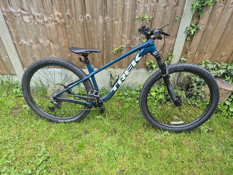 Trek Roscoe 7 Mountain Bike Hardtail Large Frame