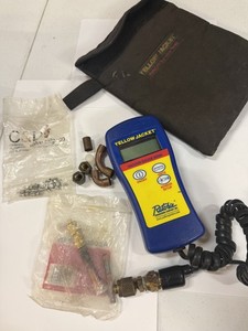 Yellow Jacket 69086 Digital Vacuum Gauge