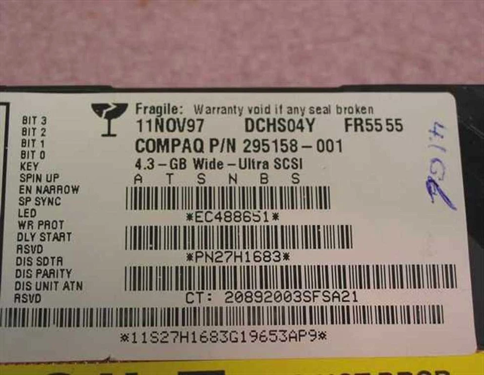 Compaq 295158-001 4.3GB 3.5" Wide Ultra SCSI Hard Drive 80-Pin - IBM 27H1683 - Image 4 of 4