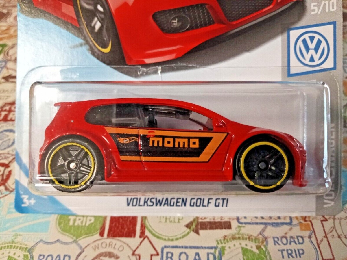 2019 Hot Wheels Volkswagen Golf GTI #19/250 Volkswagen #5/10 MOMO