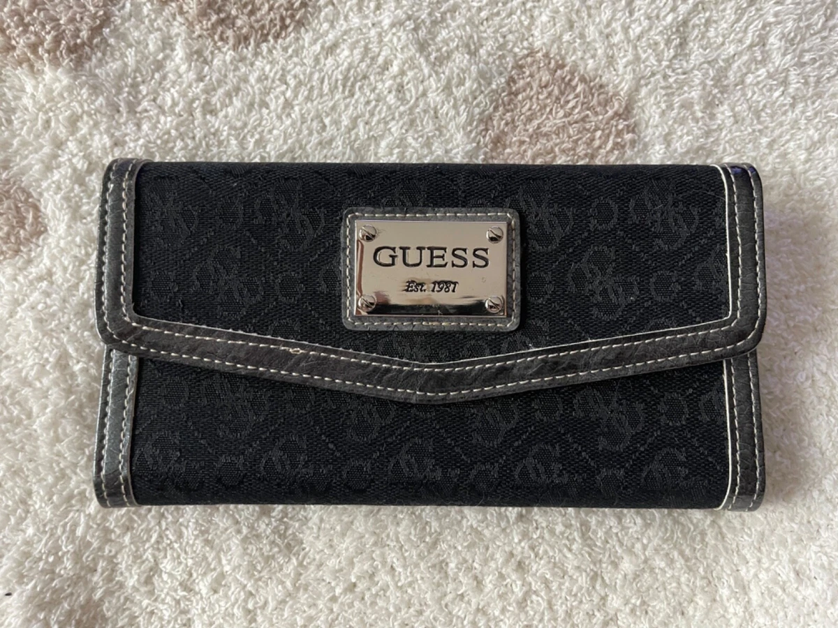 used guess wallet