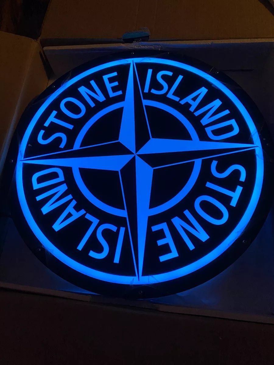 STONE ISLAND Original Shop Led Display