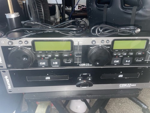 Numark Professional Dual CD Player and Control Unit Mixer CDN-22 MK5 WORKS/VIDEO