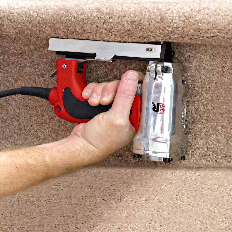 Grapadora de alfombras eléctrica de 3/16 pulgadas Corona, grapas calibre 20 Foto 3 de 4