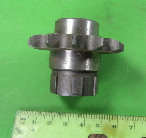NOS Honda XL75 XR75 XR80 Unico Front Chain Drive Sprocket 15T 23800-116 NOS Honda XL75 XR75 XR80 Unico Front Chain Drive Sprocket 15T 23800-116